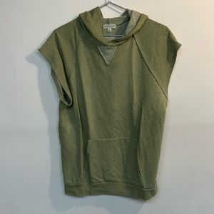 Earthbound brand men’s cut off hoodie size S light green color